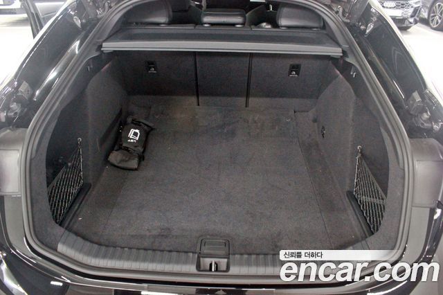 Audi A6 e-tron Performance S line 2025 — фото 23