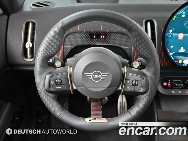MINI Cooper S Countryman (III) ALL4 JCW 2024 — фото 17
