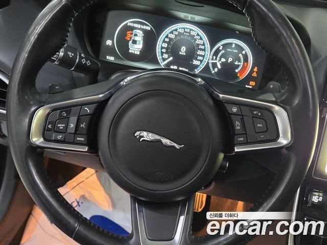 Jaguar XE 20d Perstige AWD 2019 — фото 9