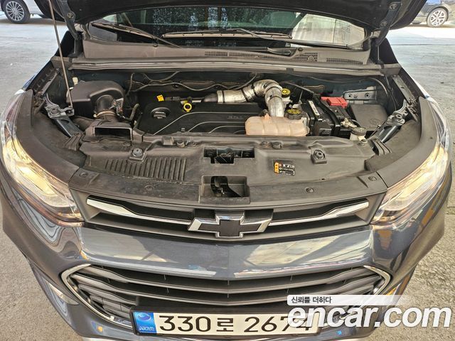 Chevrolet Trax 1.4 Premier 2022 — фото 20
