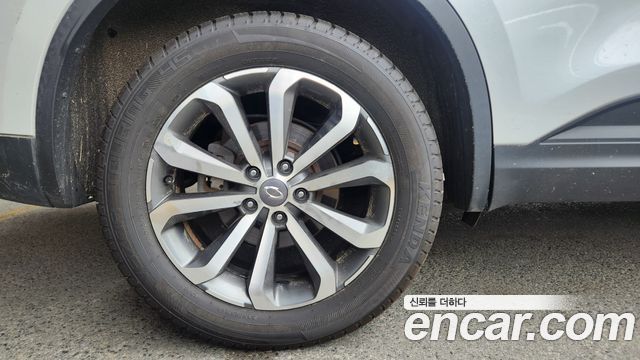 Renault Korea QM6 2.0 LPe LE Signature 2WD 2022 — фото 15