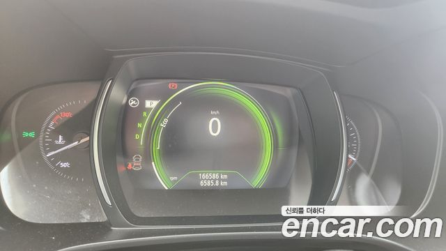 Renault Korea QM6 2.0 LPe LE Signature 2WD 2022 — фото 18