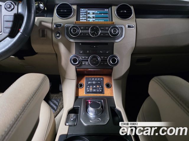 Land Rover Discovery 4 3.0 SDV6 HSE 2015 — фото 7