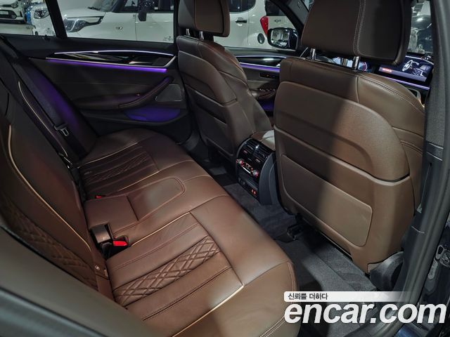 BMW 5 Series (G30) 530i M Sport Package 2021 — фото 10