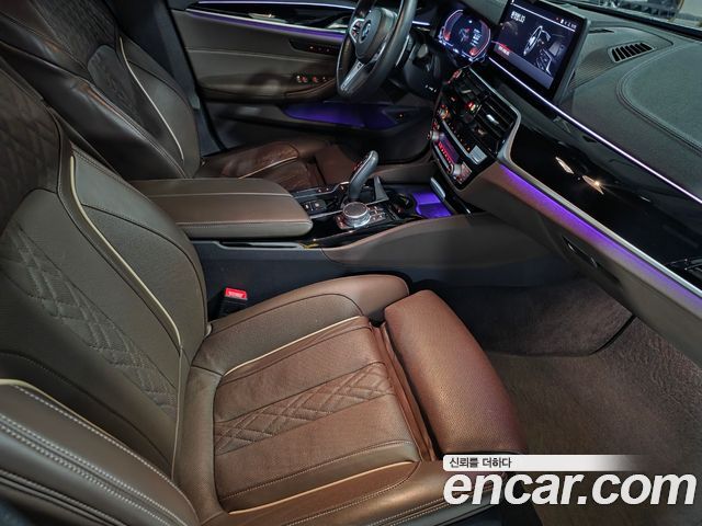 BMW 5 Series (G30) 530i M Sport Package 2021 — фото 15