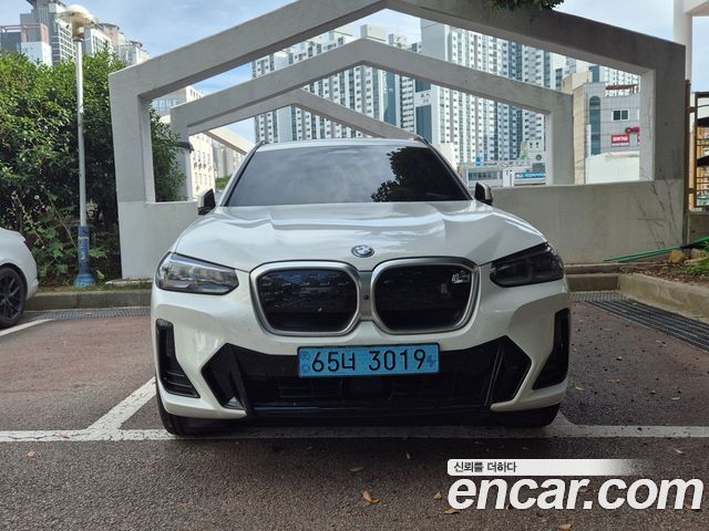 BMW iX3 M Sports