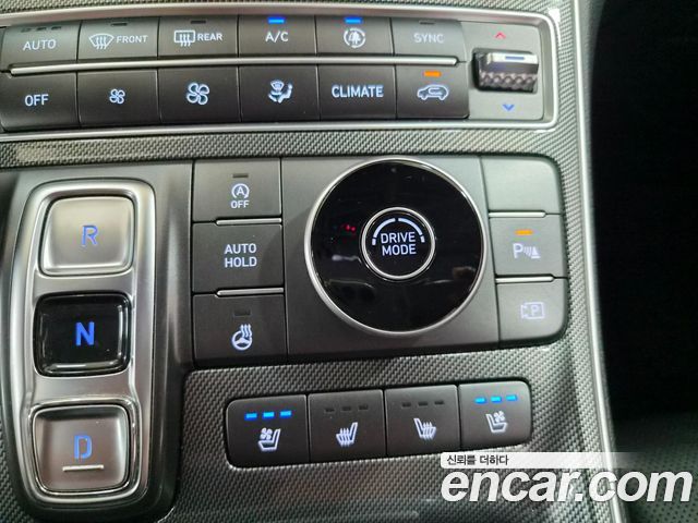 Hyundai Santa Fe Gasoline 2.5T 2WD Exclusive 2022 — фото 9