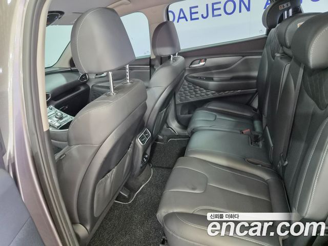 Hyundai Santa Fe Gasoline 2.5T 2WD Exclusive 2022 — фото 10