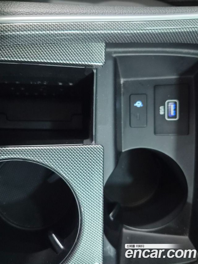 Hyundai Santa Fe Gasoline 2.5T 2WD Exclusive 2022 — фото 16