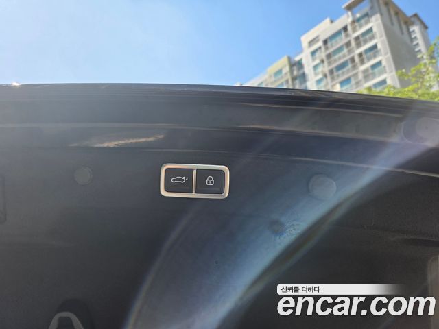 Hyundai Grandeur (GN7) 2,5 Gasoline 2WD Calligraphy 2025 — фото 9