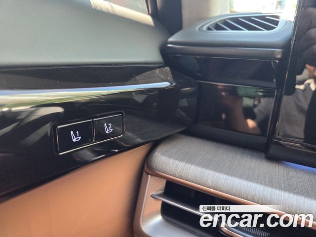 Hyundai Grandeur (GN7) 2,5 Gasoline 2WD Calligraphy 2025 — фото 16