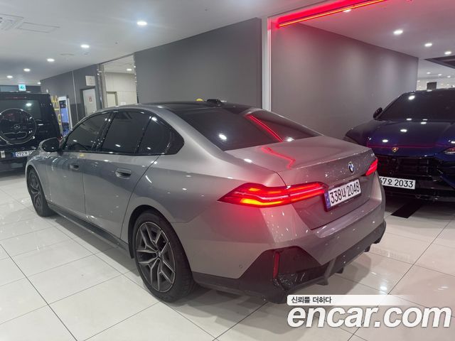 BMW 5 Series (G60) 520i M Sport 2025 — фото 2