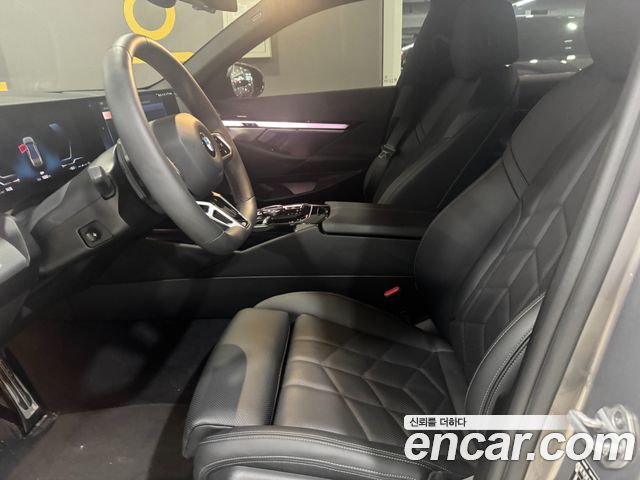 BMW 5 Series (G60) 520i M Sport 2025 — фото 10