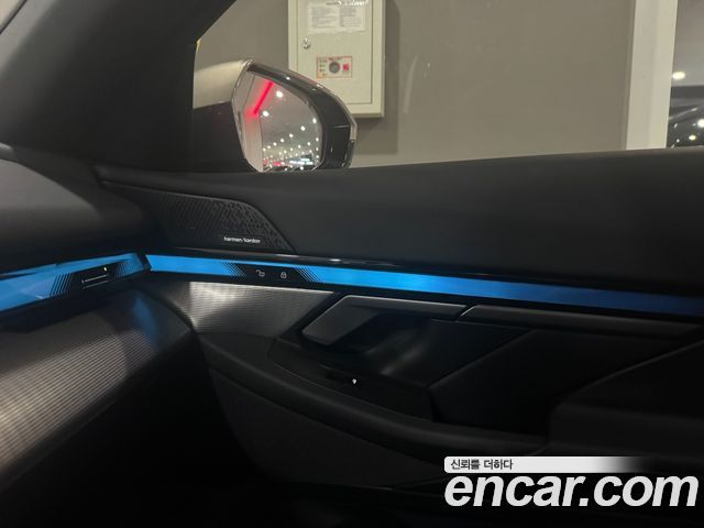 BMW 5 Series (G60) 520i M Sport 2025 — фото 18