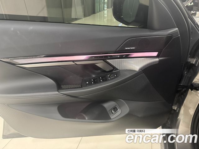 BMW 5 Series (G60) 520i M Sport 2025 — фото 20