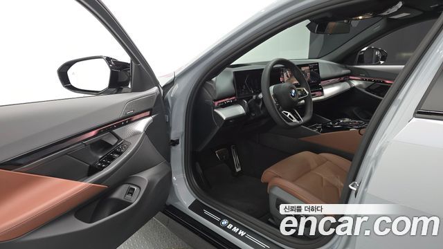 BMW 5 Series (G60) 530i xDrive M Sport 2026 — фото 10