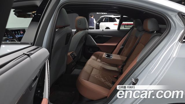 BMW 5 Series (G60) 530i xDrive M Sport 2026 — фото 12