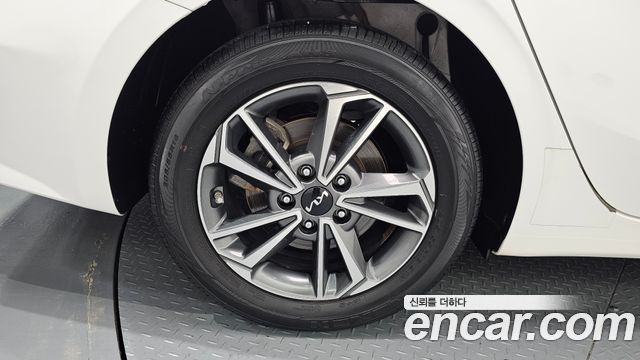 Kia K3 (II) 1.6 Prestige 2022 — фото 5