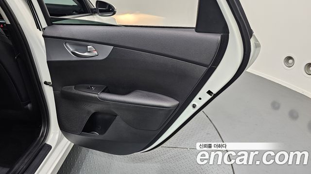 Kia K3 (II) 1.6 Prestige 2022 — фото 25