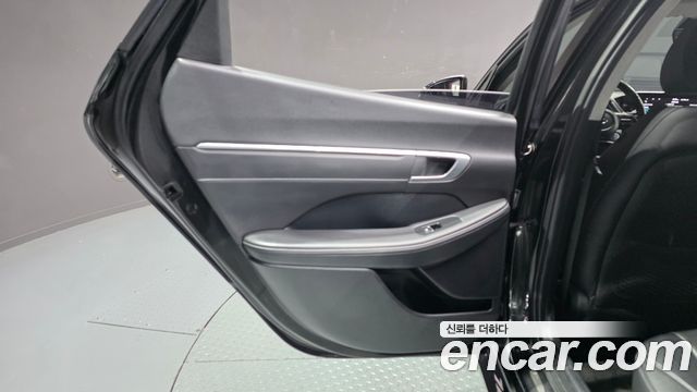 Hyundai Sonata (DN8) 2.0 Premium Plus 2022 — фото 25
