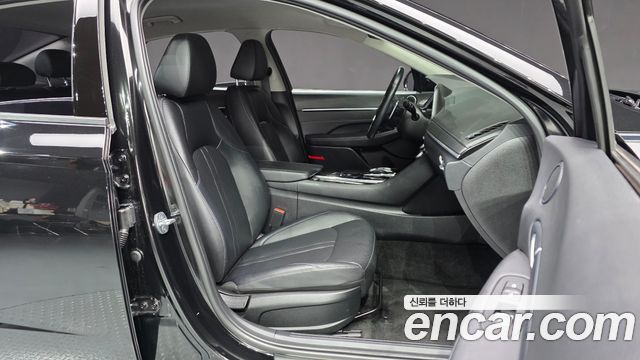 Hyundai Sonata (DN8) 2.0 Premium Plus 2022 — фото 26