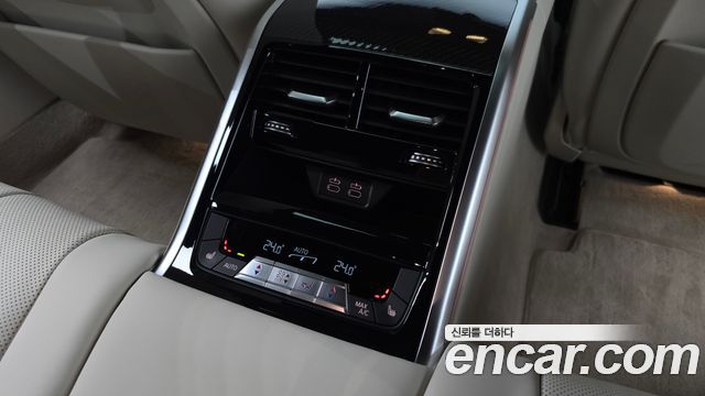 BMW 8 Series (G15) M850i xDrive Gran Coupe 2025 — фото 19