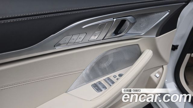 BMW 8 Series (G15) M850i xDrive Gran Coupe 2025 — фото 31