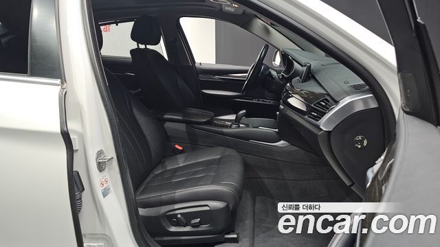 BMW X6 (F16) xDrive 30d 2018 — фото 10