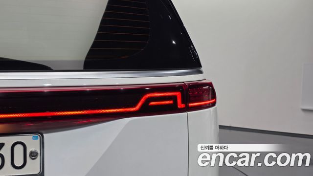 Kia Carnival (IV) Gasoline 9-seater Limousine(Special vehicle) 2021 — фото 29