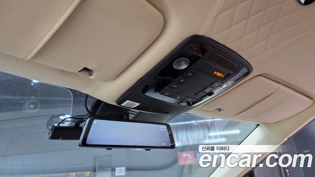 Kia Carnival (IV) Gasoline 9-seater Limousine(Special vehicle) 2021 — фото 38