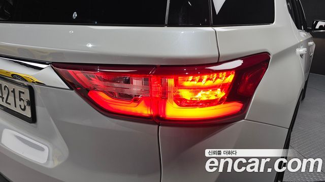 Chevrolet Traverse 3.6 AWD LT Leather Premium 2020 — фото 23