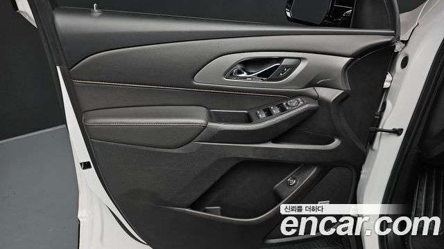 Chevrolet Traverse 3.6 AWD LT Leather Premium 2020 — фото 24