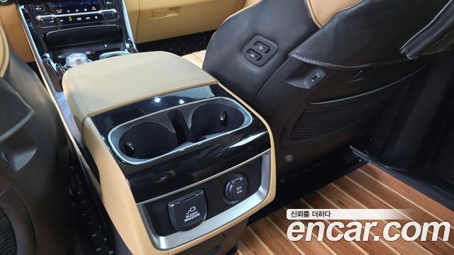 Kia Carnival (IV) Diesel 9-Seater Hi-Limousine(Special Vehicle) 2021 — фото 31