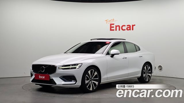 Volvo S60 (III) B5 Ultimate Bright