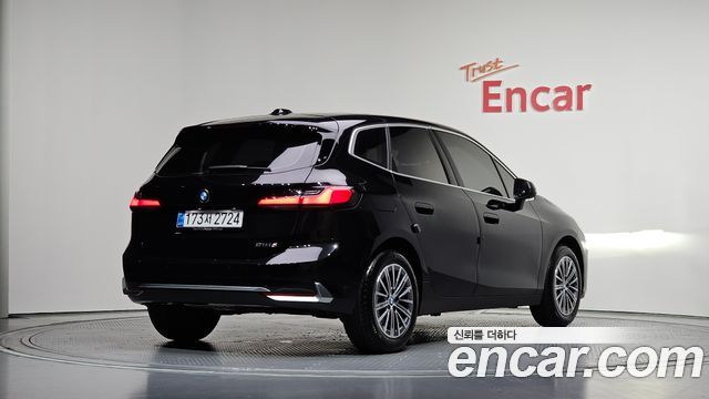 BMW 2 Series Active Tourer (U06) 218d Luxury 2025 — фото 2