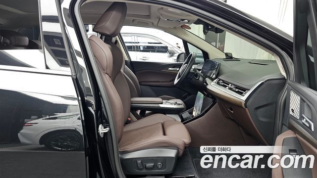 BMW 2 Series Active Tourer (U06) 218d Luxury 2025 — фото 15