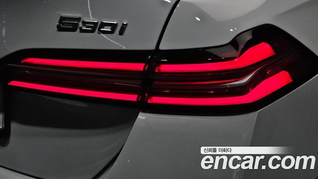 BMW 5 Series (G60) 530i xDrive M Sport 2026 — фото 23