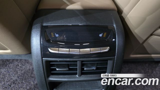 Cadillac XT5 3.6 Sport AWD 2022 — фото 16