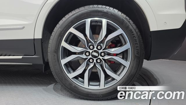 Cadillac XT5 3.6 Sport AWD 2022 — фото 21