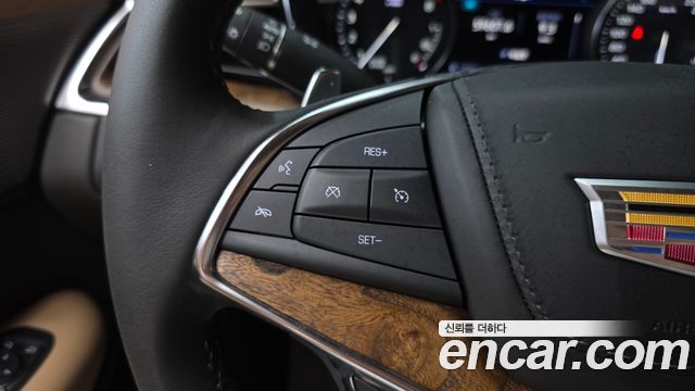 Cadillac XT5 3.6 Sport AWD 2022 — фото 34