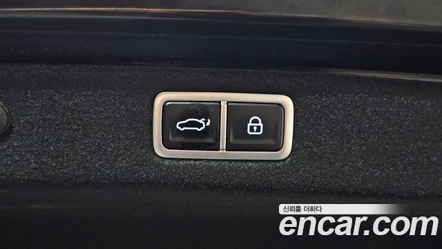 Hyundai Grandeur (GN7) 3.5 Gasoline 2WD Exclusive 2023 — фото 20