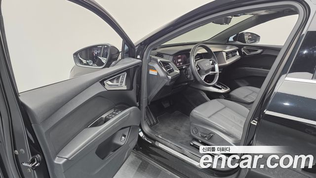 Audi Q4 e-tron (F4) 40 Premium 2022 — фото 10