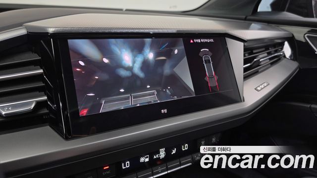 Audi Q4 e-tron (F4) 40 Premium 2022 — фото 16