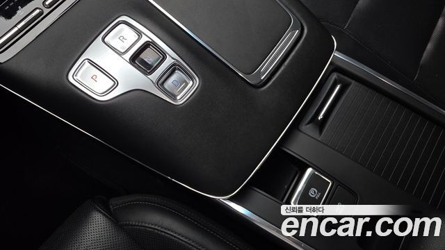 Hyundai Grandeur (IG) 2.5 Premium 2022 — фото 9