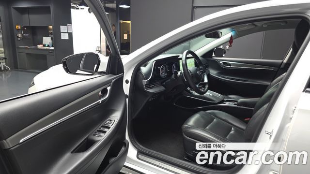 Hyundai Grandeur (IG) 2.5 Premium 2022 — фото 10