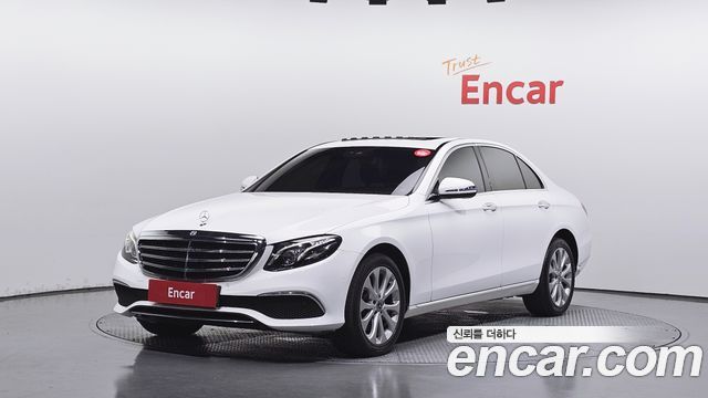 Mercedes-Benz E-Class (W213) E220d 4MATIC Exclusive 2019 — фото 1