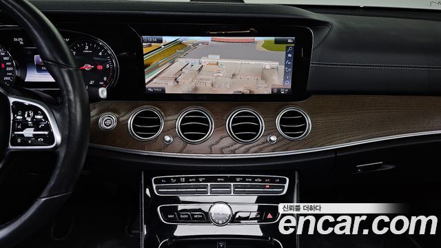 Mercedes-Benz E-Class (W213) E220d 4MATIC Exclusive 2019 — фото 13