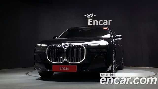 BMW 7 Series (G70) 740i xDrive M Sport 2025 — фото 3