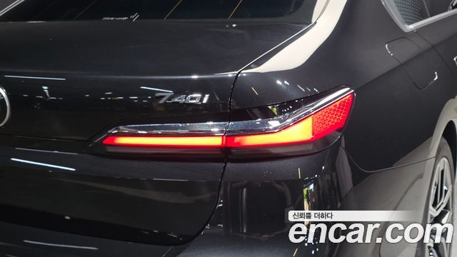 BMW 7 Series (G70) 740i xDrive M Sport 2025 — фото 23
