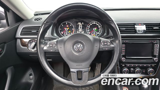 Volkswagen Passat 2.0 TDI B7 2015 — фото 13
